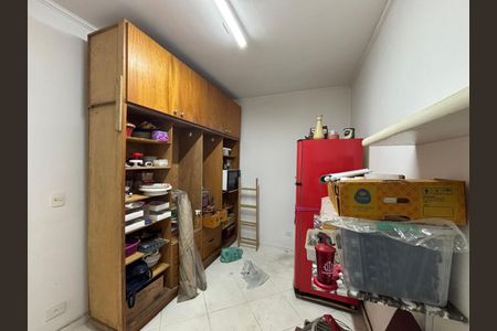 Casa à venda com 316m², 6 quartos e 3 vagas Casa à venda com 316m², 6 quartos e 3 vagasFoto 31