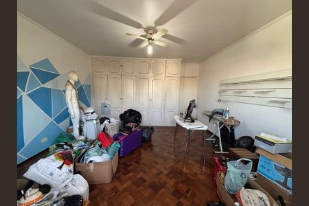 Casa à venda com 316m², 6 quartos e 3 vagas Casa à venda com 316m², 6 quartos e 3 vagasFoto 22