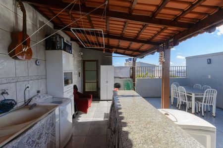 Apartamento à venda com 76m², 2 quartos e 1 vaga Apartamento à venda com 76m², 2 quartos e 1 vagaCobertura e Area de Serviços