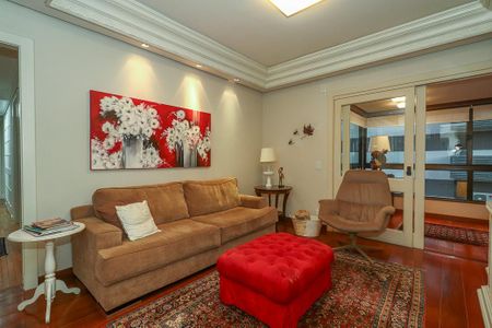 Apartamento para alugar com 304m², 3 quartos e 4 vagasSala de TV