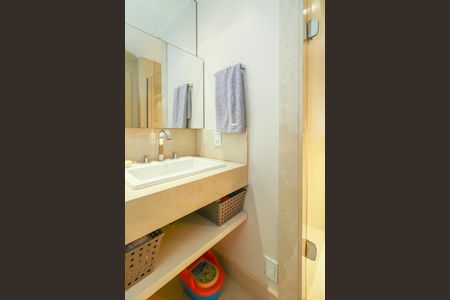 Apartamento para alugar com 304m², 3 quartos e 4 vagasBanheiro da Suíte 3