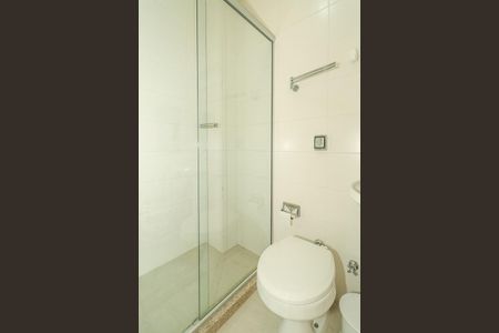 Apartamento para alugar com 304m², 3 quartos e 4 vagasBanheiro de serviço