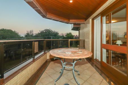 Apartamento para alugar com 304m², 3 quartos e 4 vagasVaranda da Sala