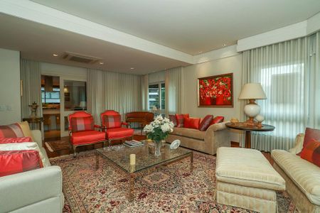 Apartamento para alugar com 304m², 3 quartos e 4 vagasSala