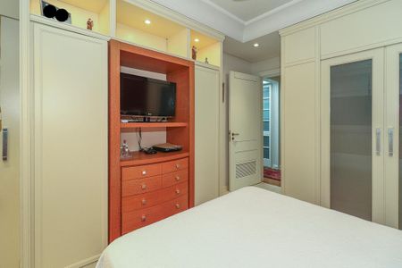 Apartamento para alugar com 304m², 3 quartos e 4 vagasSuíte 2