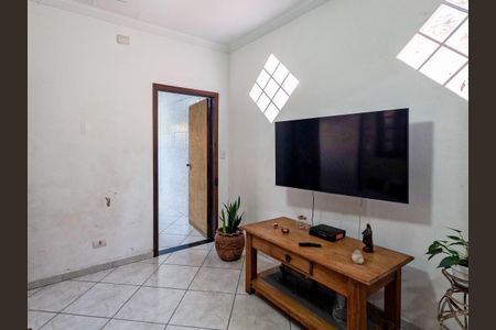 Casa à venda com 111m², 5 quartos e 3 vagas Casa à venda com 111m², 5 quartos e 3 vagasSala 2