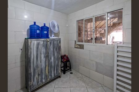 Casa à venda com 111m², 5 quartos e 3 vagas Casa à venda com 111m², 5 quartos e 3 vagasÁrea de Serviço 1