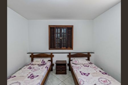 Casa à venda com 111m², 5 quartos e 3 vagas Casa à venda com 111m², 5 quartos e 3 vagasSuíte 1