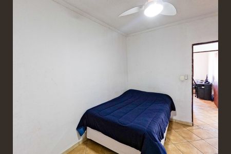 Casa à venda com 111m², 5 quartos e 3 vagas Casa à venda com 111m², 5 quartos e 3 vagasQuarto 2