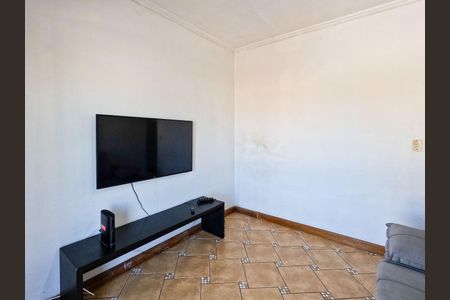 Casa à venda com 111m², 5 quartos e 3 vagas Casa à venda com 111m², 5 quartos e 3 vagasSala 2