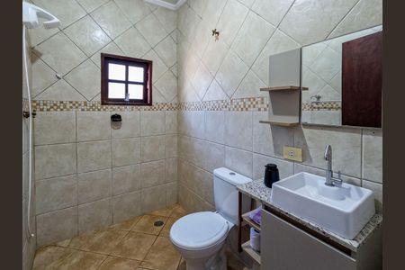 Casa à venda com 111m², 5 quartos e 3 vagas Casa à venda com 111m², 5 quartos e 3 vagasBanheiro Social 2