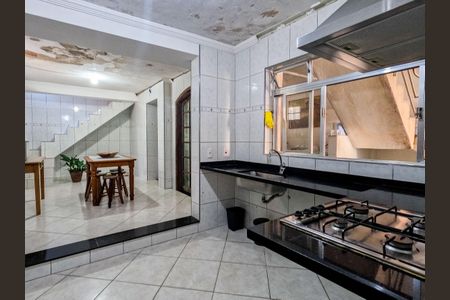 Casa à venda com 111m², 5 quartos e 3 vagas Casa à venda com 111m², 5 quartos e 3 vagasCozinha 1