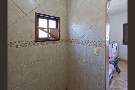 Casa à venda com 111m², 5 quartos e 3 vagas Casa à venda com 111m², 5 quartos e 3 vagasBanheiro Suíte 2