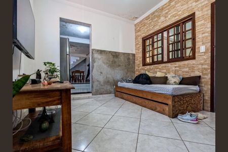 Casa à venda com 111m², 5 quartos e 3 vagas Casa à venda com 111m², 5 quartos e 3 vagasSala 1