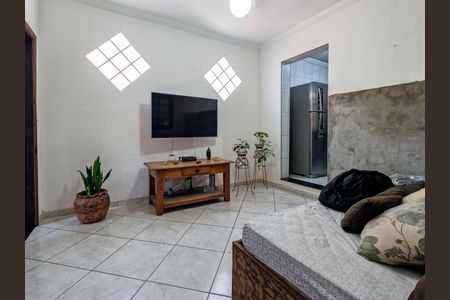 Casa à venda com 111m², 5 quartos e 3 vagas Casa à venda com 111m², 5 quartos e 3 vagasSala 2