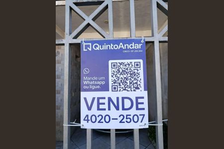 Casa à venda com 111m², 5 quartos e 3 vagas Casa à venda com 111m², 5 quartos e 3 vagasPlaca