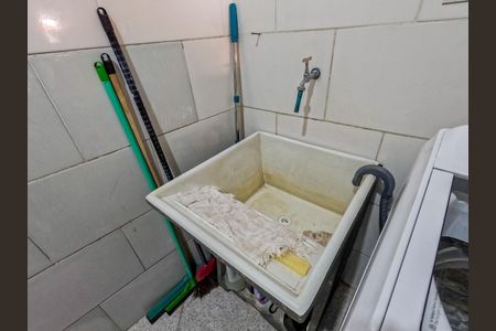 Casa à venda com 111m², 5 quartos e 3 vagas Casa à venda com 111m², 5 quartos e 3 vagasÁrea de Serviço 2