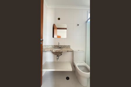 Apartamento à venda com 58m², 2 quartos e 2 vagasBanheiro da Suíte