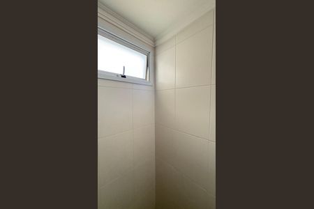 Apartamento à venda com 58m², 2 quartos e 2 vagasBanheiro da Suíte