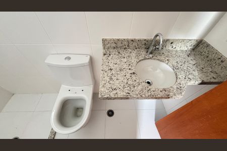Apartamento à venda com 60m², 2 quartos e 2 vagasBanheiro da Suíte