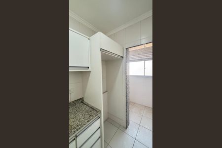 Apartamento à venda com 60m², 2 quartos e 2 vagasCozinha