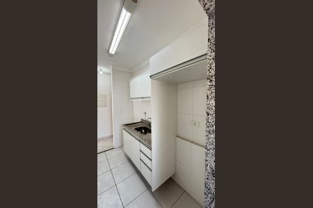 Apartamento à venda com 60m², 2 quartos e 2 vagasCozinha