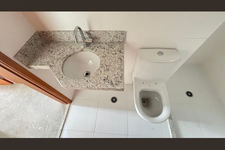 Apartamento à venda com 58m², 2 quartos e 2 vagasBanheiro