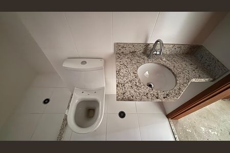 Apartamento à venda com 60m², 2 quartos e 2 vagasBanheiro Social