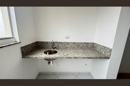 Apartamento à venda com 60m², 2 quartos e 2 vagasCozinha