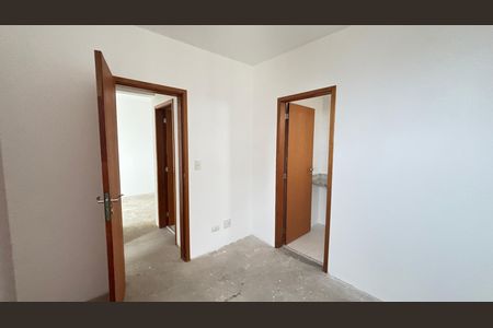 Apartamento à venda com 60m², 2 quartos e 2 vagasSuíte