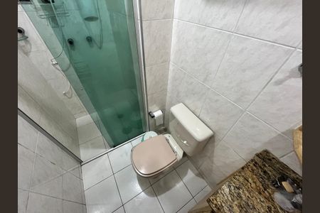 Apartamento à venda com 94m², 4 quartos e 2 vagasBanheiro