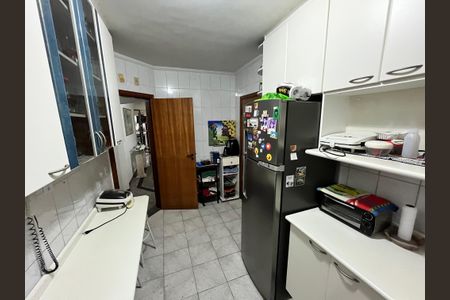 Apartamento à venda com 94m², 4 quartos e 2 vagasCozinha