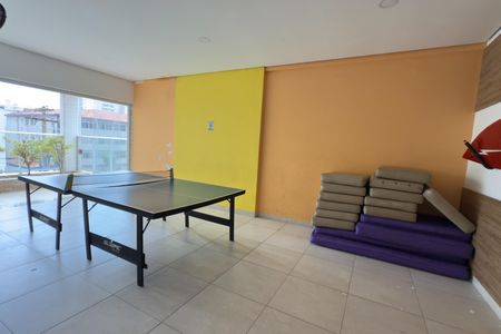 Apartamento para alugar com 76m², 2 quartos e 1 vagaÁrea comum