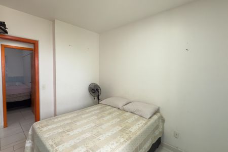 Apartamento para alugar com 76m², 2 quartos e 1 vaga Suíte