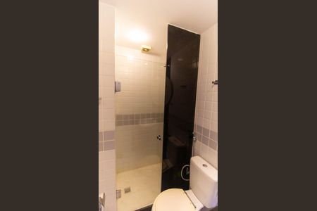 Apartamento à venda com 120m², 2 quartos e 1 vaga Apartamento à venda com 120m², 2 quartos e 1 vagaBanheiro Social