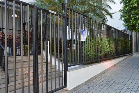 Apartamento para alugar com 116m², 2 quartos e 3 vagasFachada + Plaquinha