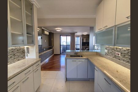 Apartamento para alugar com 116m², 2 quartos e 3 vagasCozinha