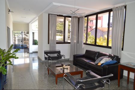 Apartamento para alugar com 116m², 2 quartos e 3 vagasHall