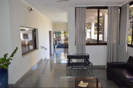 Apartamento para alugar com 116m², 2 quartos e 3 vagasHall