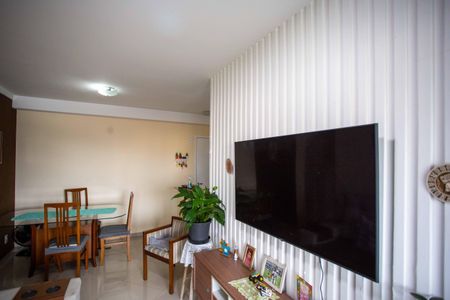 Apartamento à venda com 65m², 2 quartos e 1 vagaSala