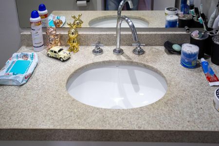 Apartamento à venda com 65m², 2 quartos e 1 vagaBanheiro da Suíte