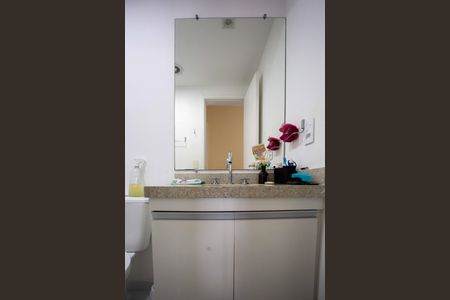 Apartamento à venda com 65m², 2 quartos e 1 vagaBanheiro Social