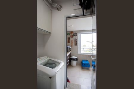 Apartamento à venda com 65m², 2 quartos e 1 vagaÁrea de Serviço