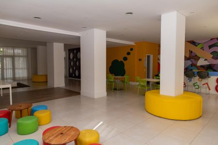 Apartamento à venda com 65m², 2 quartos e 1 vagaÁrea comum - Salão de Festas Infantil