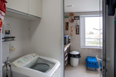 Apartamento à venda com 65m², 2 quartos e 1 vagaÁrea de Serviço