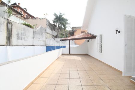 Casa à venda com 374m², 4 quartos e 5 vagasTerraço
