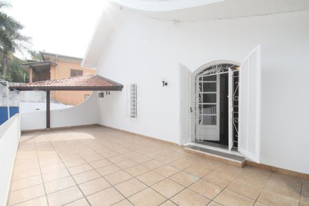 Casa à venda com 374m², 4 quartos e 5 vagasTerraço