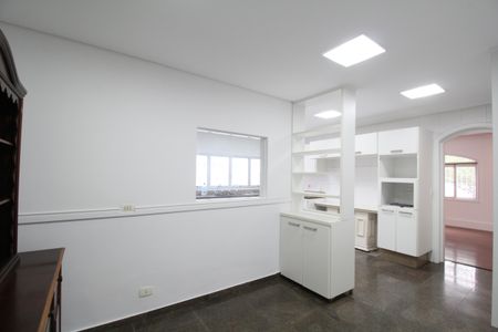 Casa à venda com 374m², 4 quartos e 5 vagasCozinha