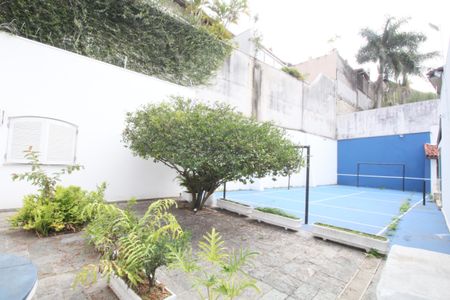 Casa à venda com 374m², 4 quartos e 5 vagasQuintal