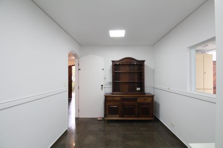 Casa à venda com 374m², 4 quartos e 5 vagasCozinha